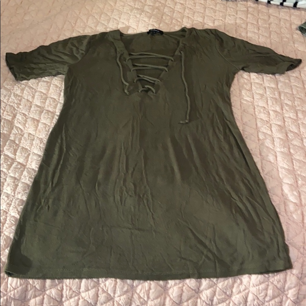 Short sleeve dress